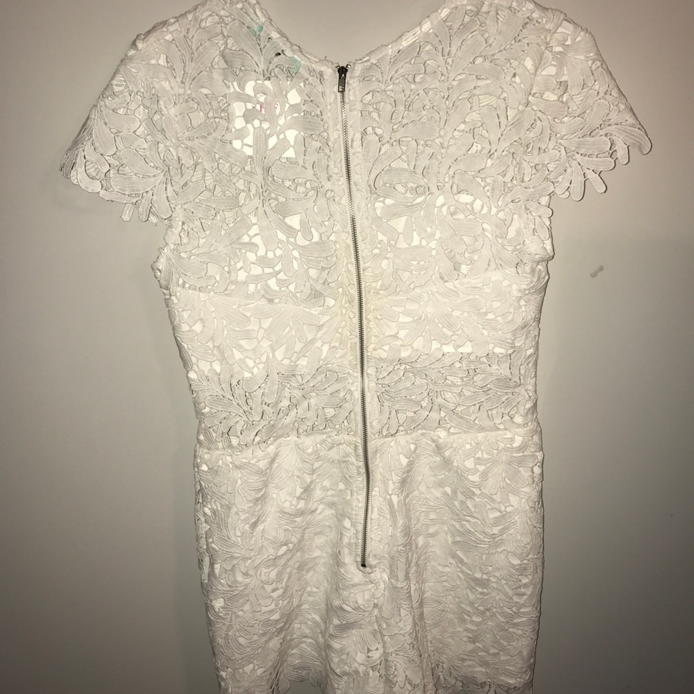 LACE ROMPER - Picture 7 of 8